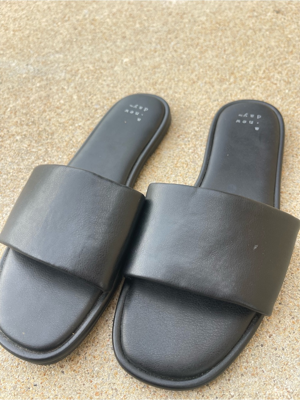 a new day Black Slip-On Slide Sandal Size 7 - Picture 9 of 10